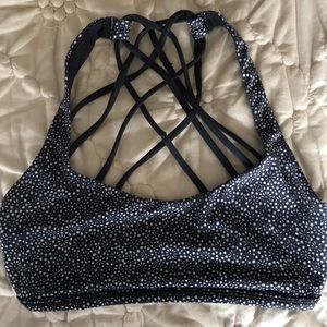 lululemon sports bra